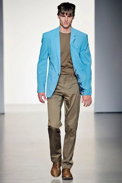 Look 21